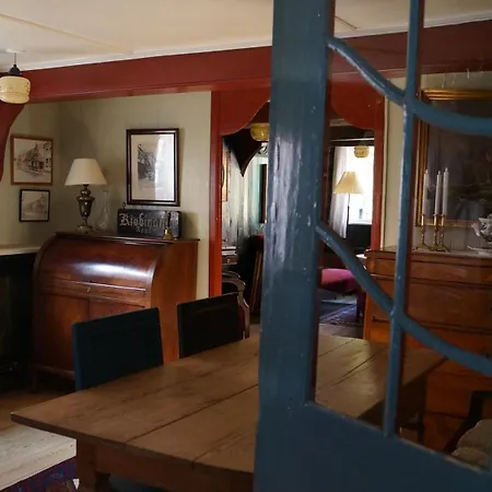 Kjobinghus, Aeroskobings Aeldste Hus, Overnatning I Historiske Rammer Casa vacanze Ærøskøbing