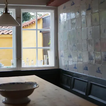 Privat Kjobinghus Er Fredet Historisk Og Unikt Sted بيت للعطل Ærøskøbing