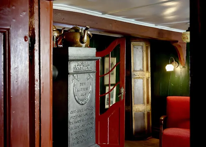 Aeroskobings Aeldste Hus - Eksklusiv I Historiske Rammer בית נופש *