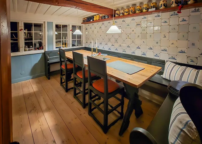 Aeroskobings Aeldste Hus - Eksklusiv I Historiske Rammer בית נופש